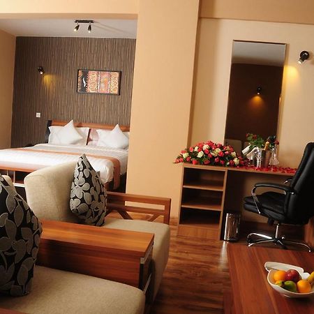 ניירובי We Hotel And Suites מראה חיצוני תמונה