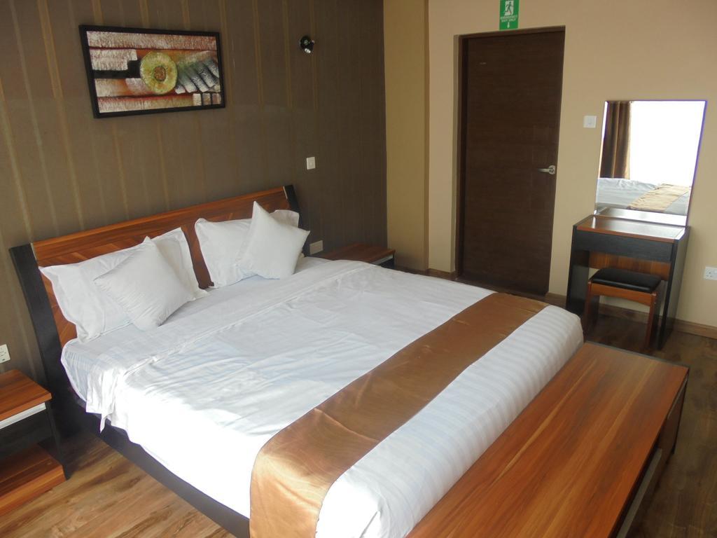 ניירובי We Hotel And Suites מראה חיצוני תמונה