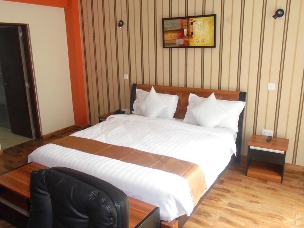 ניירובי We Hotel And Suites מראה חיצוני תמונה