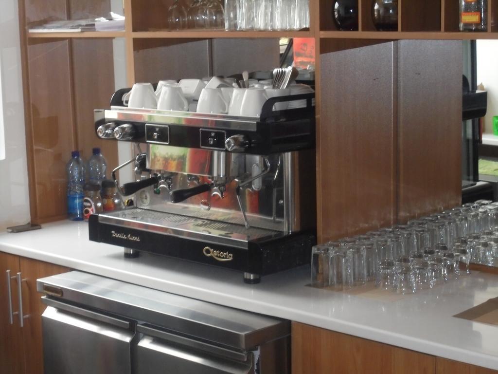 ניירובי We Hotel And Suites מראה חיצוני תמונה