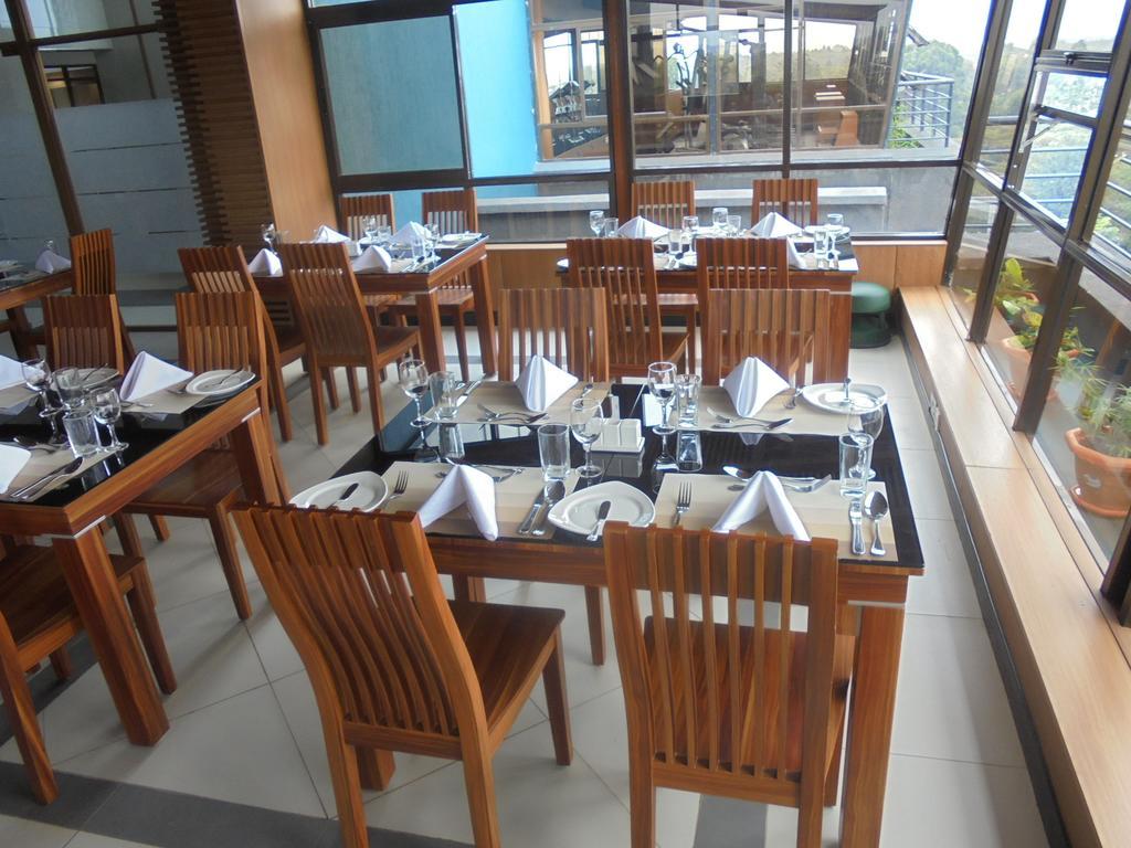 ניירובי We Hotel And Suites מראה חיצוני תמונה