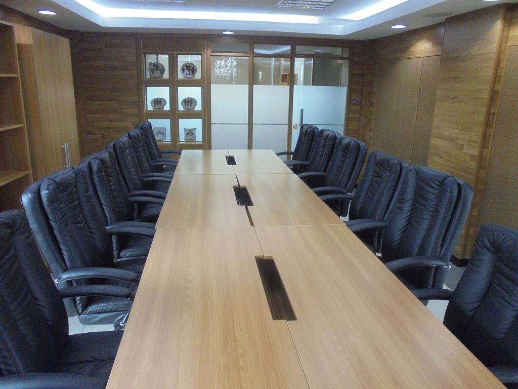 ניירובי We Hotel And Suites מראה חיצוני תמונה