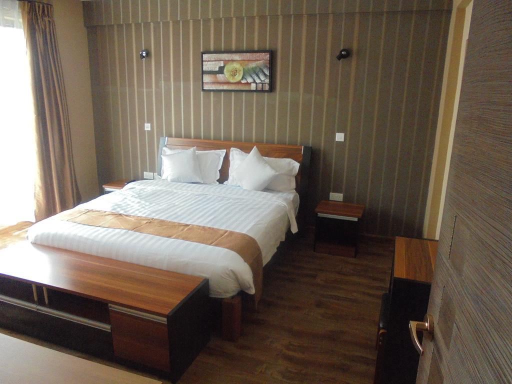 ניירובי We Hotel And Suites מראה חיצוני תמונה