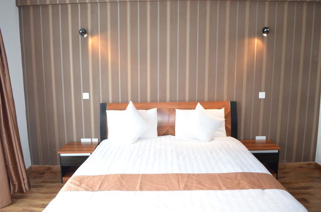 ניירובי We Hotel And Suites מראה חיצוני תמונה